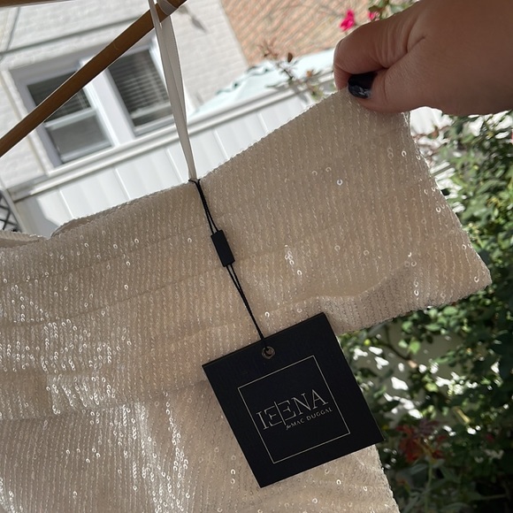 Ieena x Mac Duggal - White Sequined Drop Shoulder Faux Wrap Gown - Size 10 - Picture 10 of 17